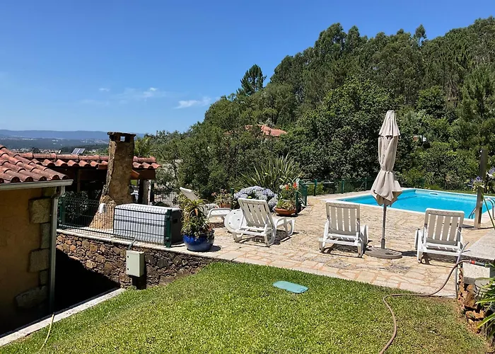 Cantinho Do Carmo Villa *